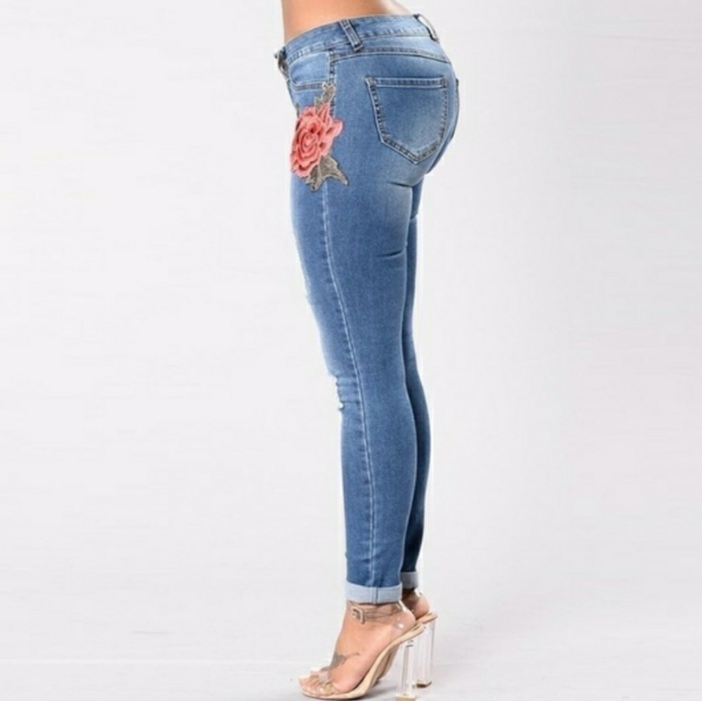 Designer ๐ Skinny Emboderly Jeans - Picture 3 of 6